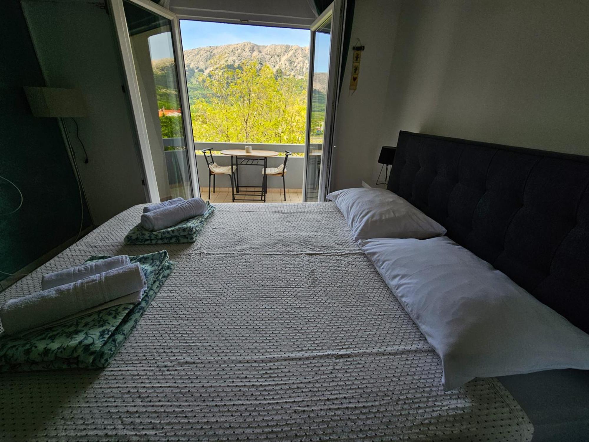 Apartments Mira Baška Εξωτερικό φωτογραφία